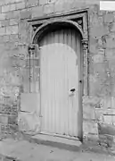 Porte latérale  de l'église en 1914...