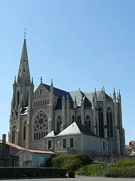 Église Notre-Dame-de-l'Assomption d'Aigrefeuille-sur-Maine