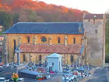 Église Sainte-Agathe vue du cimetière.