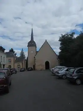 Église Saine-Anne de Montreuil-le-Henri