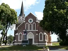 L'église et le monument aux morts de Niergnies