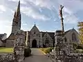 L'église Notre-Dame-de-la-Clarté et son calvaire à Beuzec-Cap-Sizun.