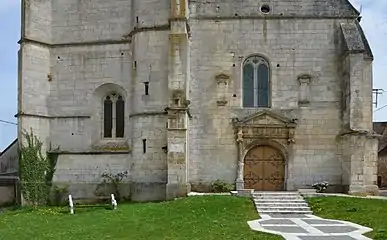 Église Saint-Denis, d'architecture romane