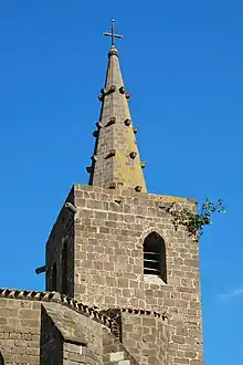 Le clocher vu de l'est.