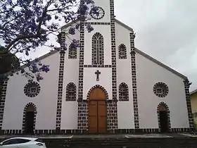 Image illustrative de l’article Église Saint-François de Sales du Tampon