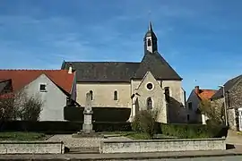 Église Saint-Germain et monument aux morts de Grandville.