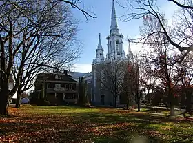 Image illustrative de l’article Église Saint-Jean-Baptiste de Sherbrooke