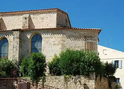 Chapelle adossée à l'abside.