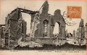 Carte postale des ruines de l'église en 1918.