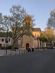 L'église Saint-Médard, à Clichy.