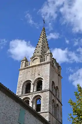 Le clocher de l'église.