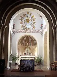 Maître-autel de Saint-Pierre-du-Mont.