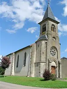 L'église Sainte-Menne à Madecourt.