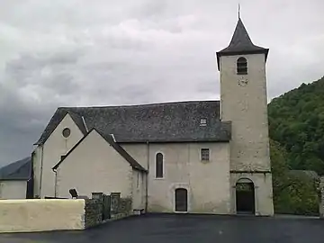 L'église Saint-Jean-l'Évangéliste d'Asasp