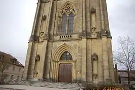 Façade de l'église.