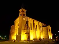 L'église Saint-Paul illuminée la nuit