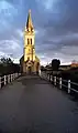 Le bâtiment de l'église Notre-Dame, vu de face.