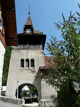 Photographie montrant le clocher de l'église