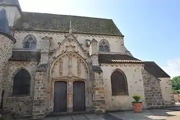 Église de Pont-sur-Seine, portail nord.