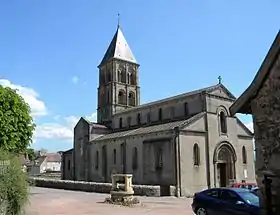 Église Saint-Laurent de Saint-Laurent-en-Brionnais