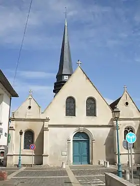 Église Saint-Lucien.