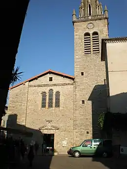L'église Saint-Pierre des Vans.