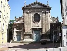 Façade de l'église.