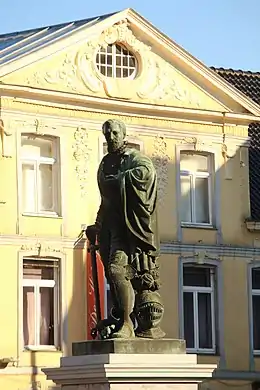 statue d'Egmont, place du marché