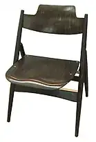 Ouverte, la chaise est prête à être utilisée
