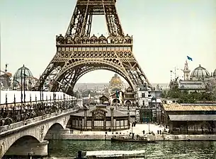 Durant l'Exposition universelle de 1889.