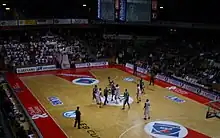 Match de Pro A au Colisée de Chalon-sur-Saône, entre l'Élan Chalon et Clermont (en 2008)