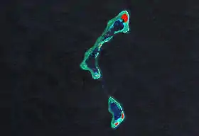Image satellite des atolls d'Elato (au nord) et de Lamolior (au sud).