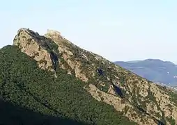 Le site montagneux à caractère volcanique de Elba volterraio da panche.