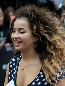 Description de l'image Ella Eyre 2014.jpg.