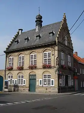 Gemeentehuis, dubbelhuis