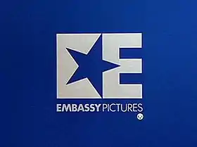 logo de Embassy Pictures