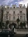 L’ancien bâtiment de l’ambassade à Holland Park.