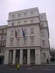 Ambassade à Londres.