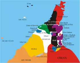 Répartition territoriales entre Oman (en rouge) et les émirats constituant les Émirats arabes unis