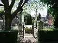 Enclos funéraire de la famille Plichon, cimetière de Bailleul (Nord).
