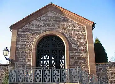 Entrée du cimetière.