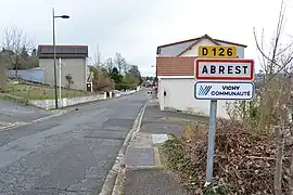 Entrée de la commune d'Abrest par la route départementale 126