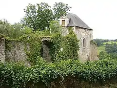 Entrée de l'ancienne demeure