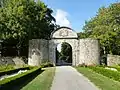 Château de Keravéon : l'entrée du domaine.