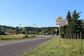 Entrée sud du village.