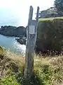 Stang Nabec : potence en bois ayant servi à la remontée du goémon depuis la plage jusqu'au sommet de la falaise