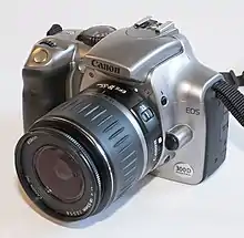 Le Canon EOS 300D (2003)