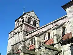 La basilique Saint-Maurice.