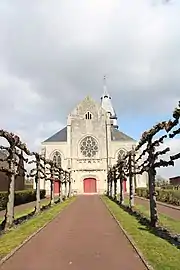 Allée de l'église.