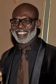 Portrait d'Ériq Ebouaney.